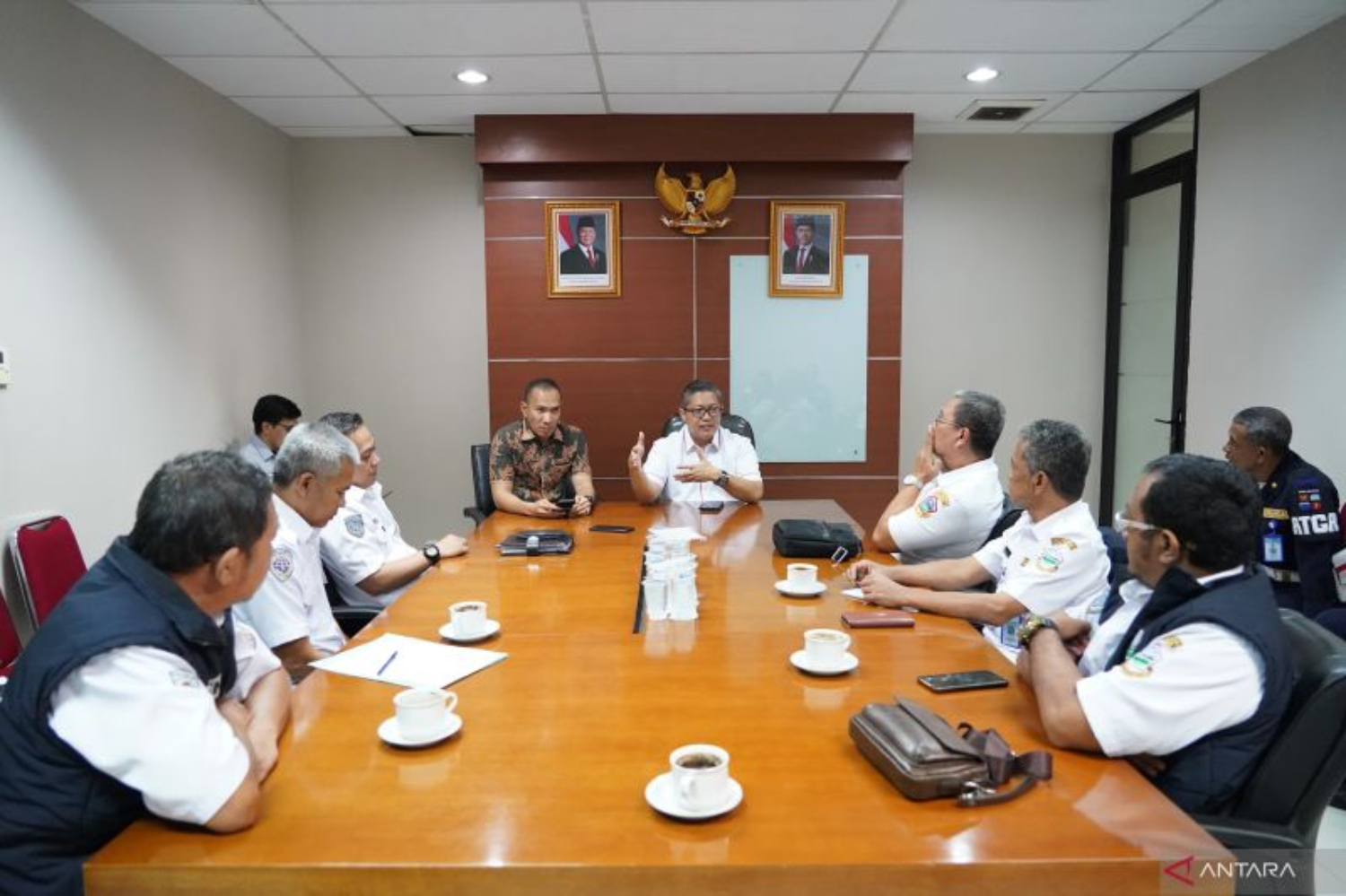 Pimpinan DPRD Kota Bogor menerima audiensi dari Organda Kota Bogor, Rabu (18/12). (ANTARA/HO-DPRD Kota Bogor)