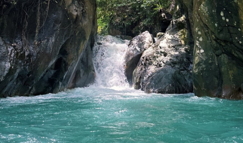Curug Leuwi Hejo