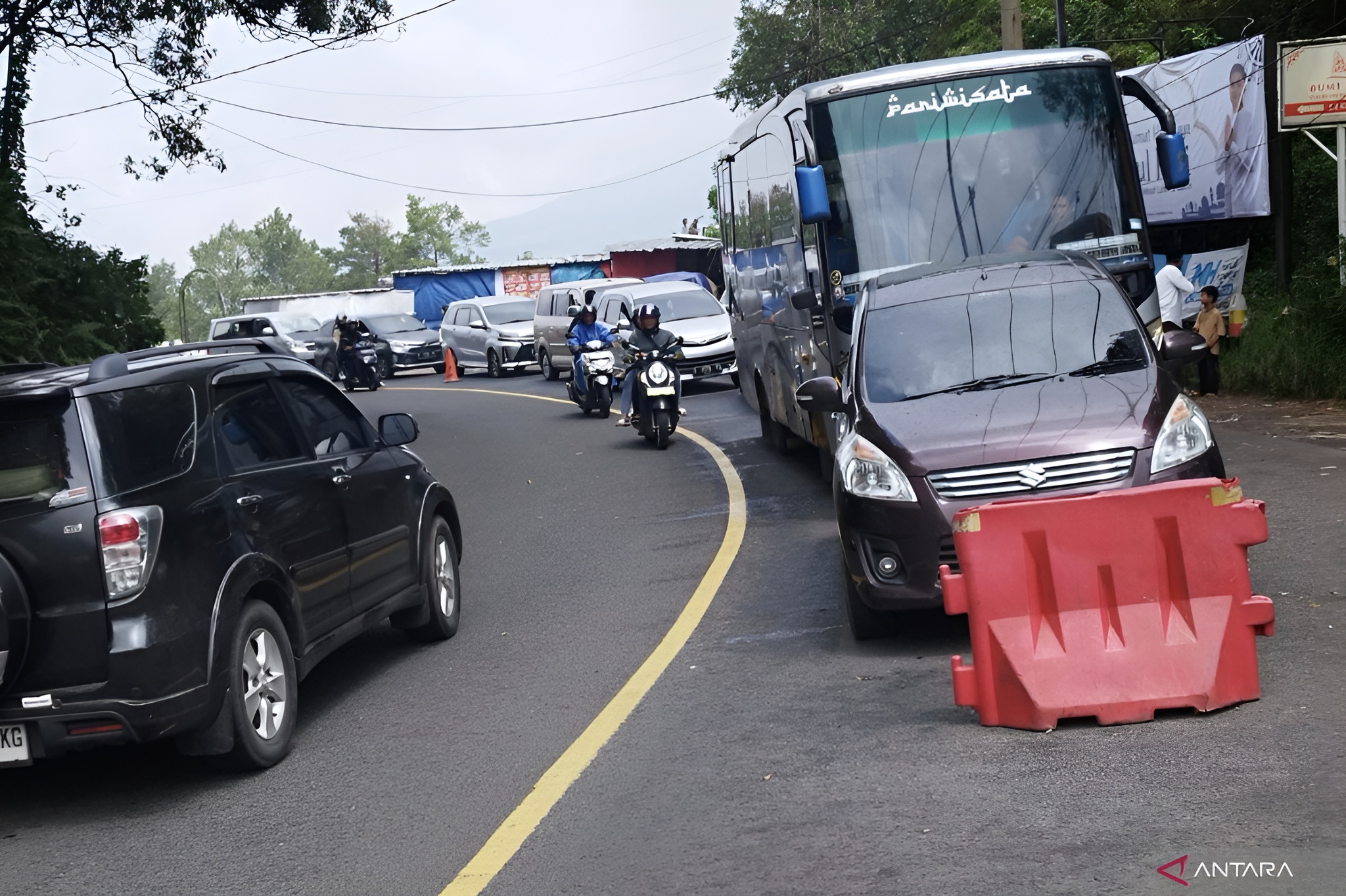 Ilustrasi One Way yang dilakukan di jalur Puncak Bogor