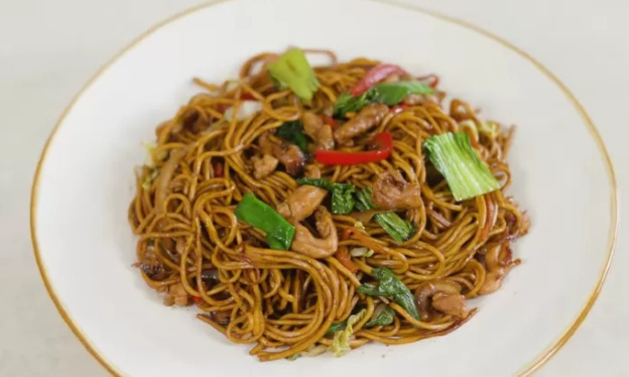 Mie goreng ala restoran
