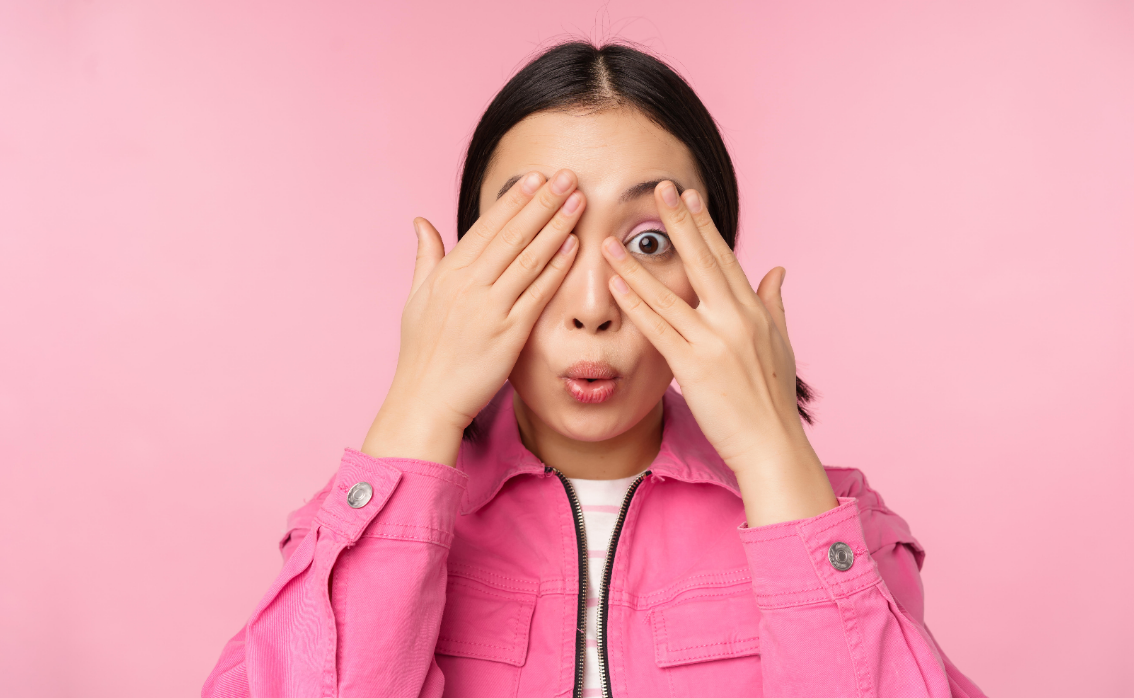 Ilustrasi seseorang penderita mata juling