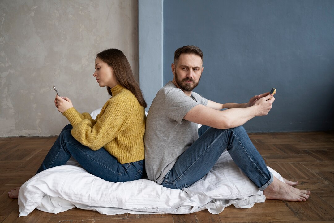 Ilustrasi silent treatment dalam hubungan