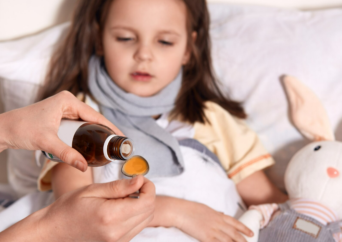 Ilustrasi obat batuk pilek anak