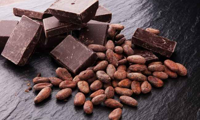 Ilustrasi cokelat sebagai mood booster. (alodokter.com)