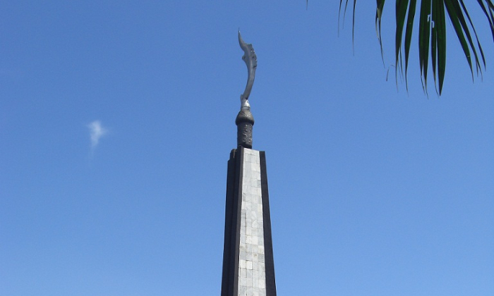 Tugu Kujang Bogor. (commons.wikimedia.org)