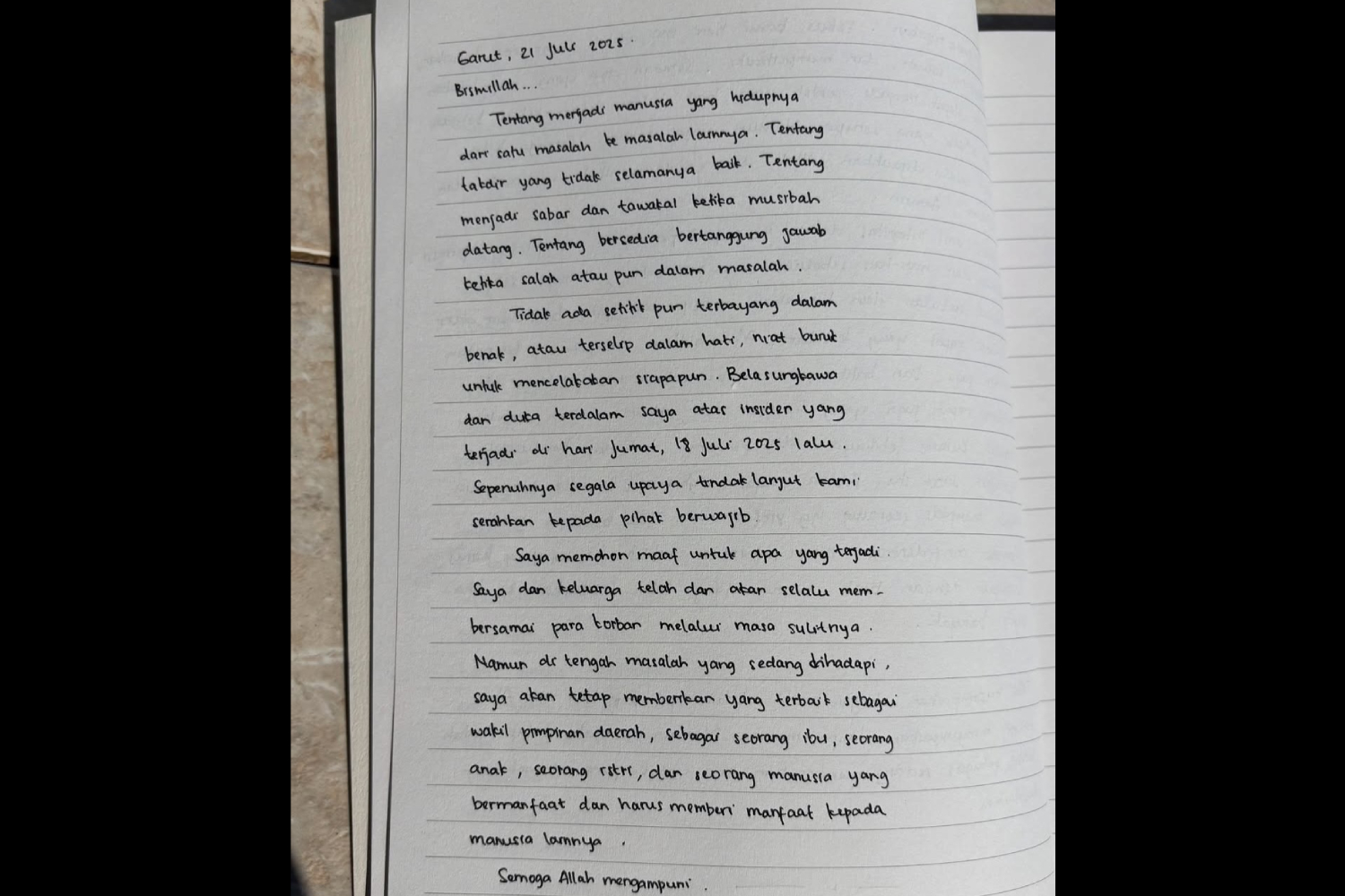 Surat terbuka yang diunggah Wabup Garut Putri Karlina di Instagram, menunjukkan penyesalan. (Instagram @putri.karlina14)