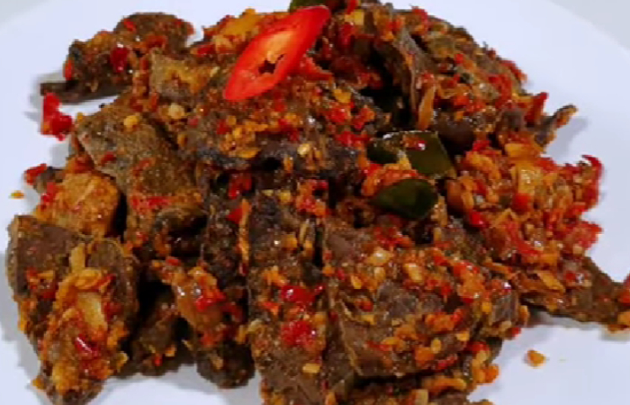Resep oseng paru sapi (Dok. YouTube Dapur Cantik Channel)