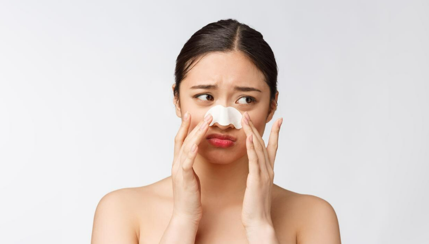 Ilustrasi cara mengatasi komedo hitam di hidung (Dok. Freepik)