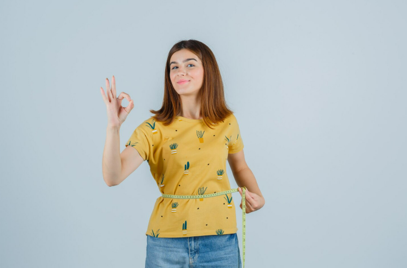 Ilustrasi menjaga berat badan ideal (Dok. Freepik)