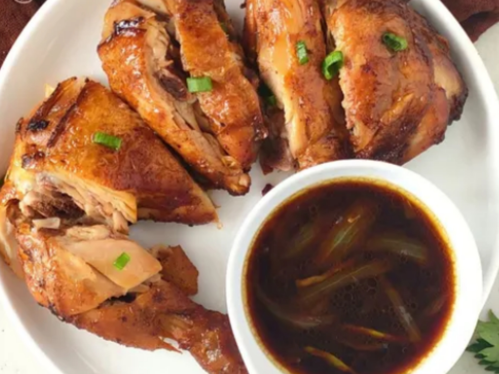 Ayam goreng Hongkong yang harum dan praktis untuk hidangan Imlek (Dok. Cookpad)