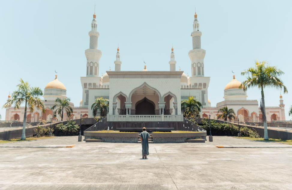 Ilustrasi jadwal sholat (Dok. Pexels)