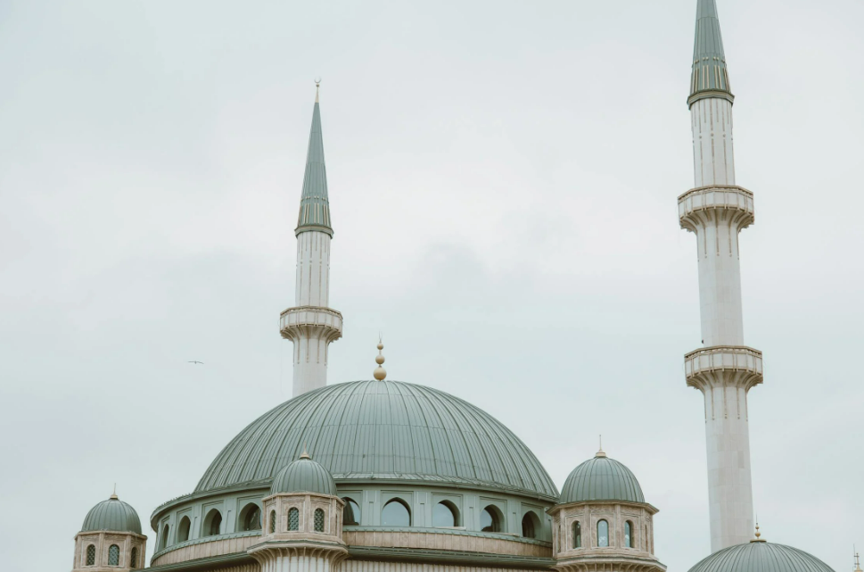 Ilustrasi jadwal sholat (Dok. Freepik)