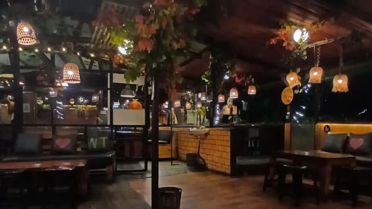 Rekomendasi tempat kuliner di Bogor yang cocok untuk acara bukber (Google Maps/Waroeng Taman)