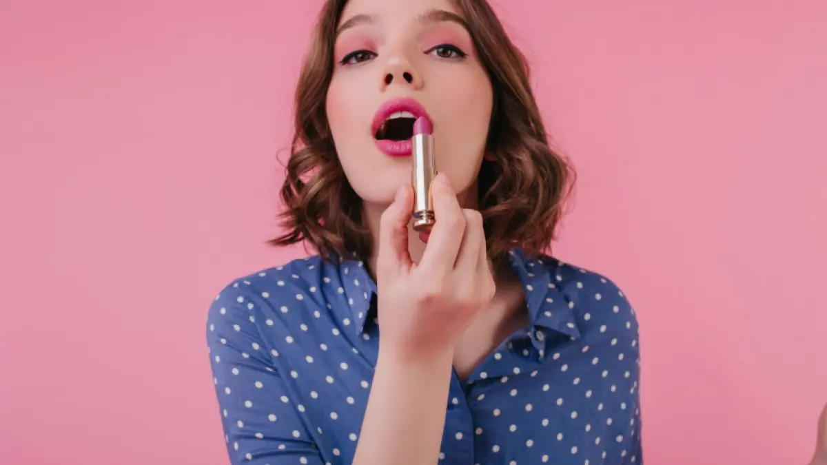 Ilustrasi lipstik (Freepik) 