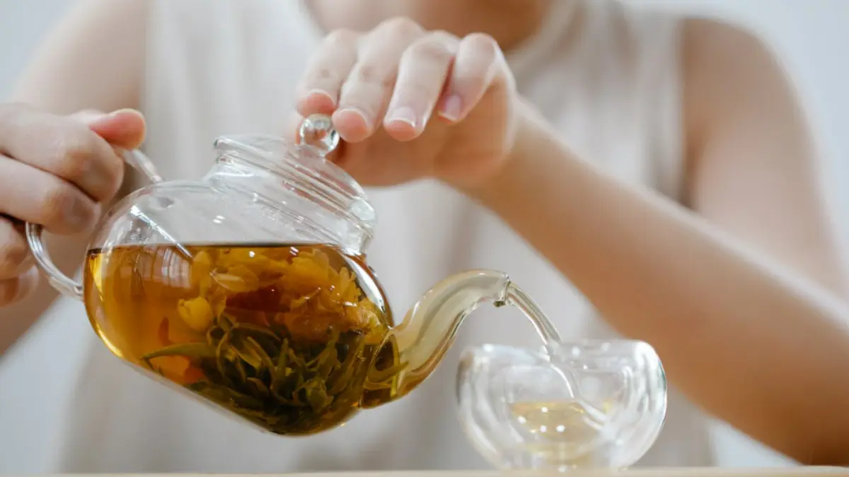 Ilustrasi teh herbal (Pexels)