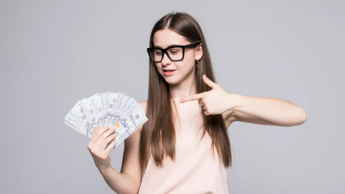 Ilustrasi shio yang memasuki masa keemasan finansial (Magnific)