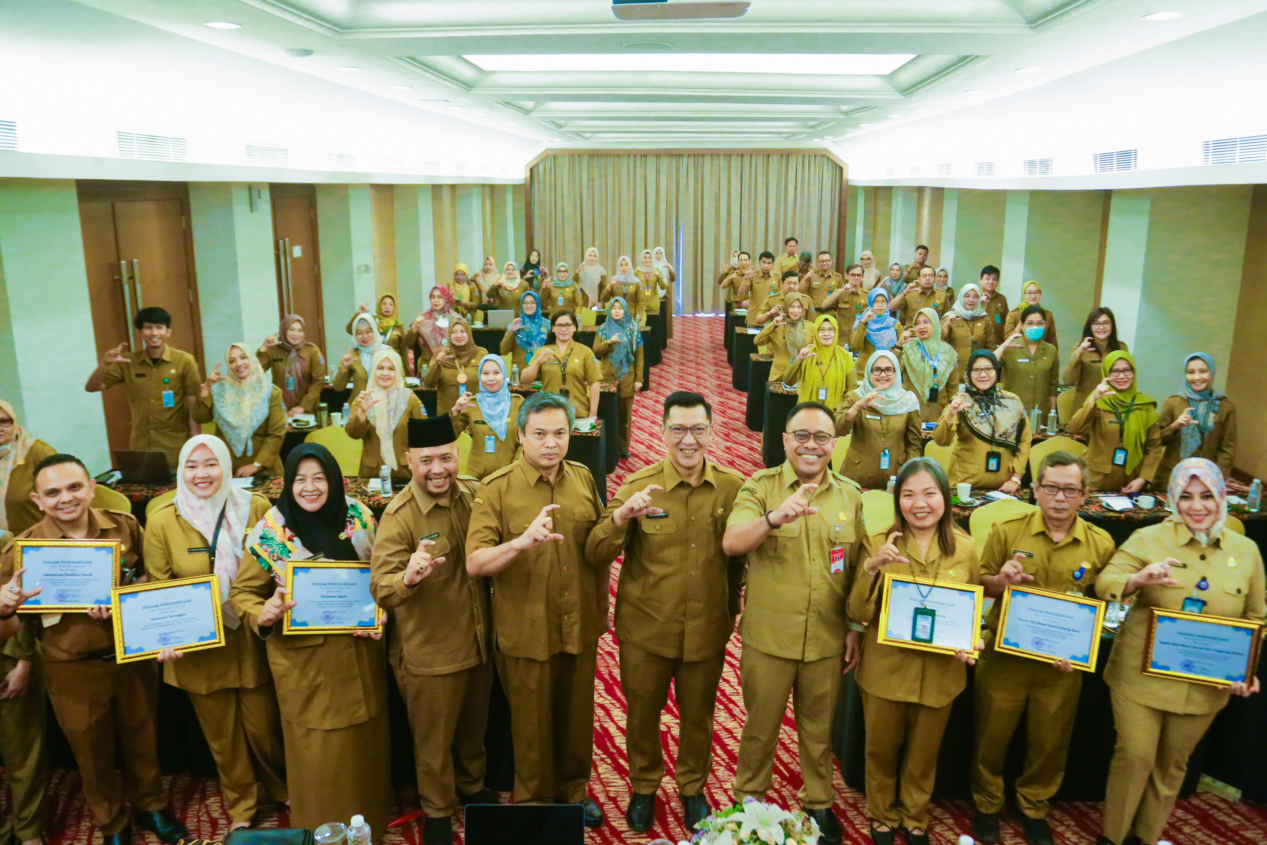 Sekretaris Daerah Kota Tangerang Selatan, Bambang Noertjahjo, memberikan apresiasi tinggi kepada BLUD Bidang Kesehatan.