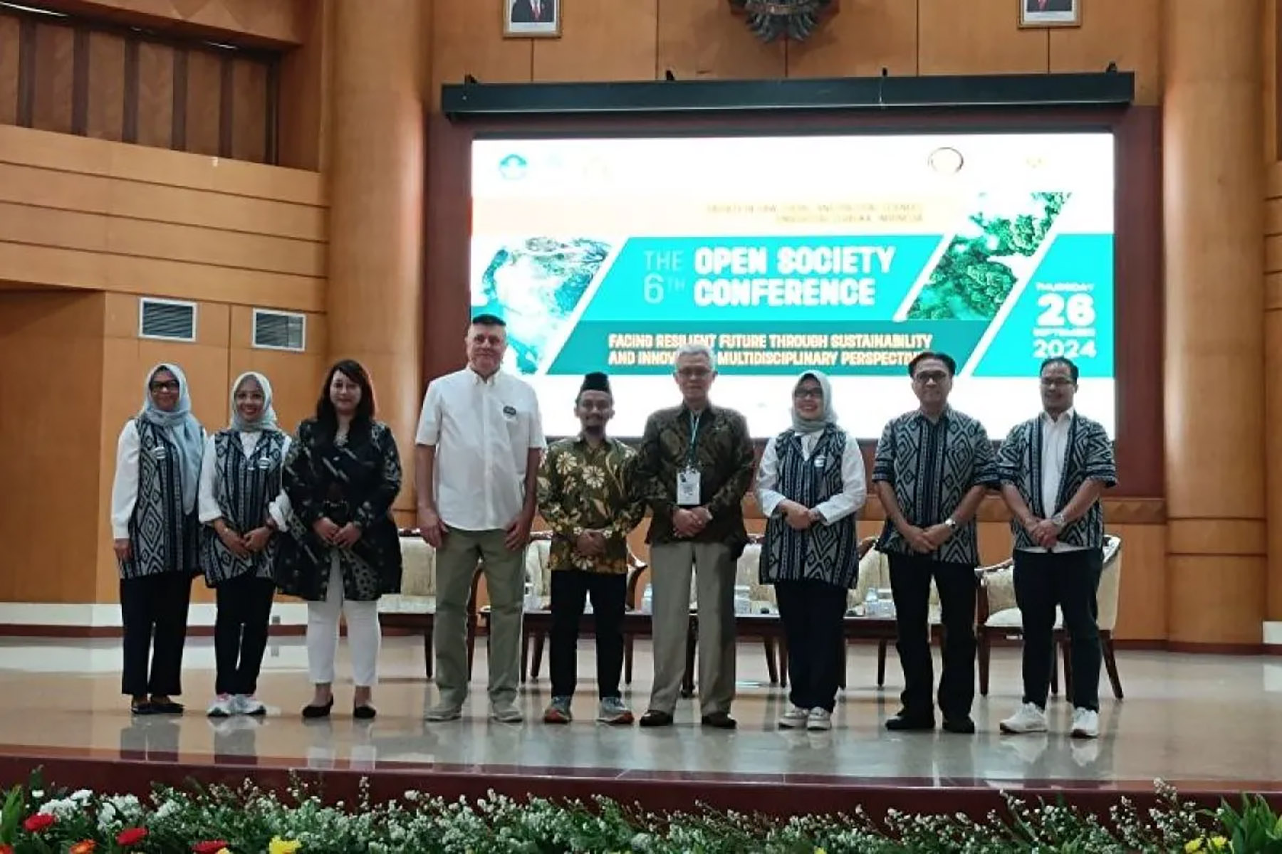 Pembukaan 6th Open Society Conference (OSC) yang diselenggarakan Fakultas Hukum, Ilmu Sosial, dan Ilmu Politik (FHISIP) Universitas Terbuka (UT) , di Tangsel, Kamis (26/9/2024). (Antara/Andriani)