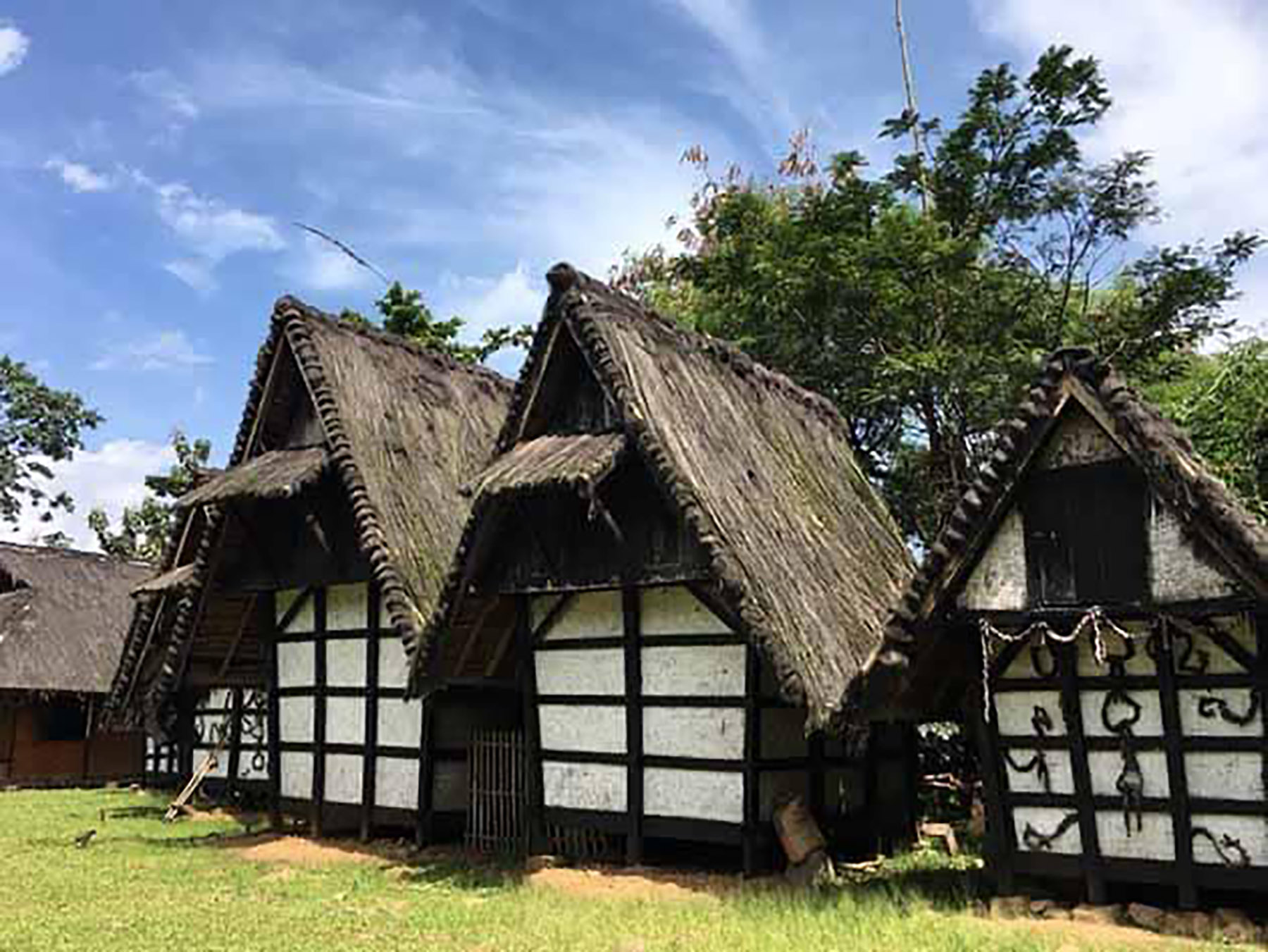 Kampung Budaya Sindang Barang . (Dok. Campa Tour)