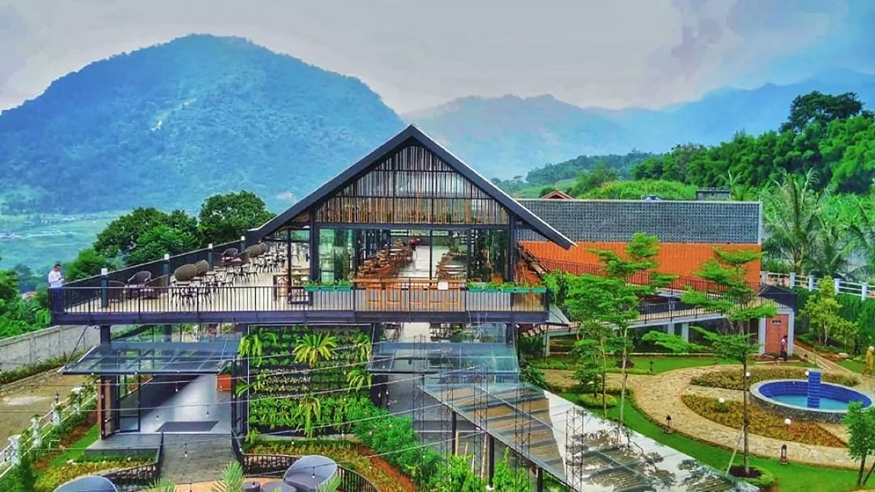 Salah satu sudut lokasi kuliner di Sentul, Jawa Barat. (Dok. Jalan-jalan yuk)