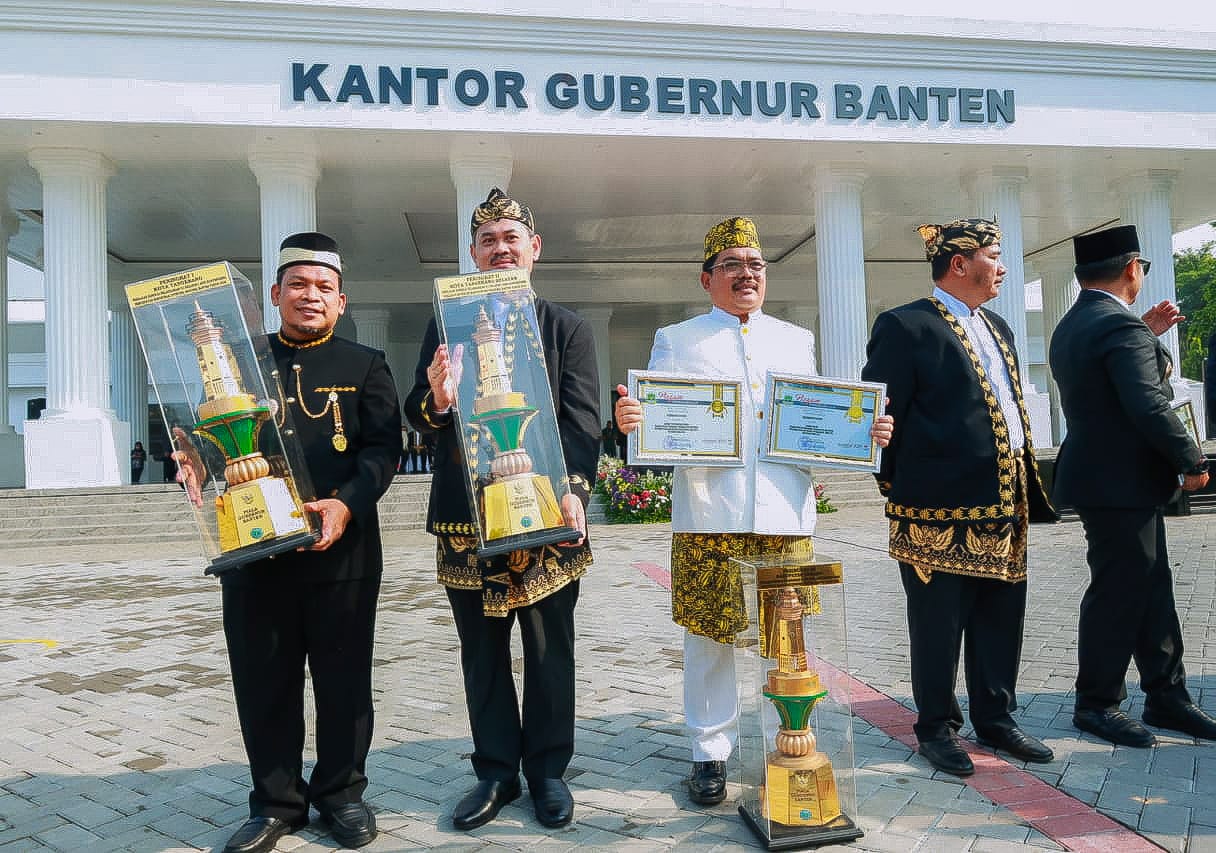 Raihan penghargaan Pemkot Tangsel. (Dok. Humas Pemkot Tangsel)