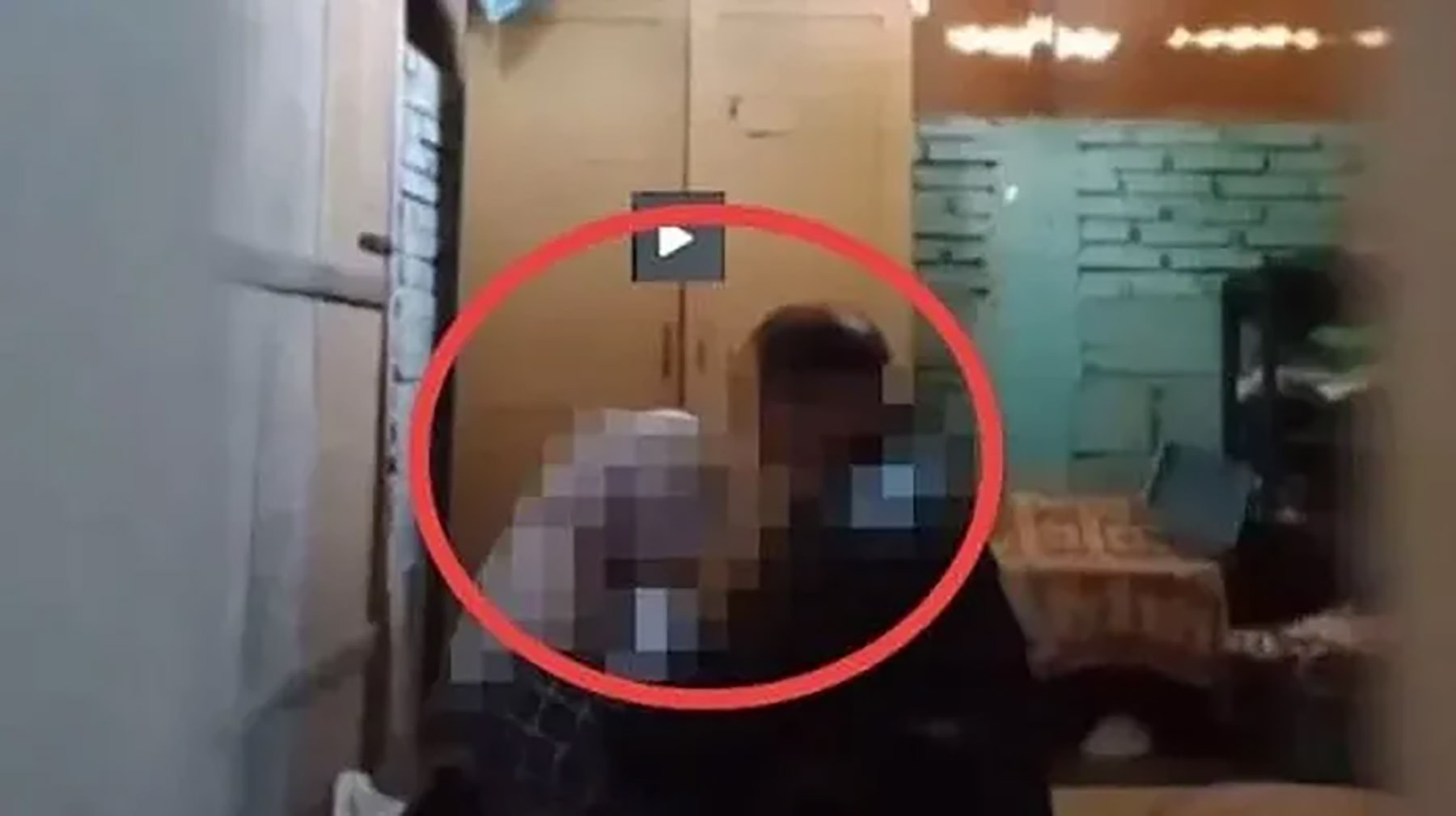 Tangkapan layar video viral guru madrasah di Gorontalo. (Dok. X)