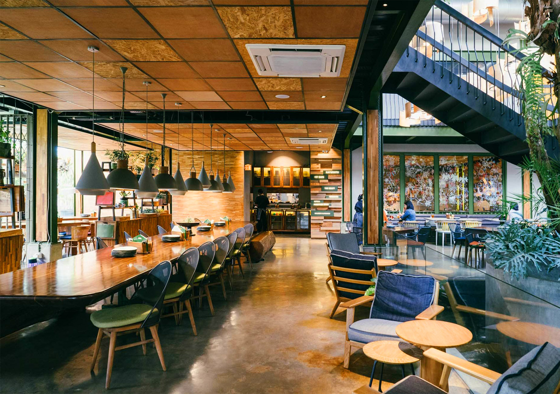Suasana Kayu-Kayu resto. (Dok. kayukayu.id)