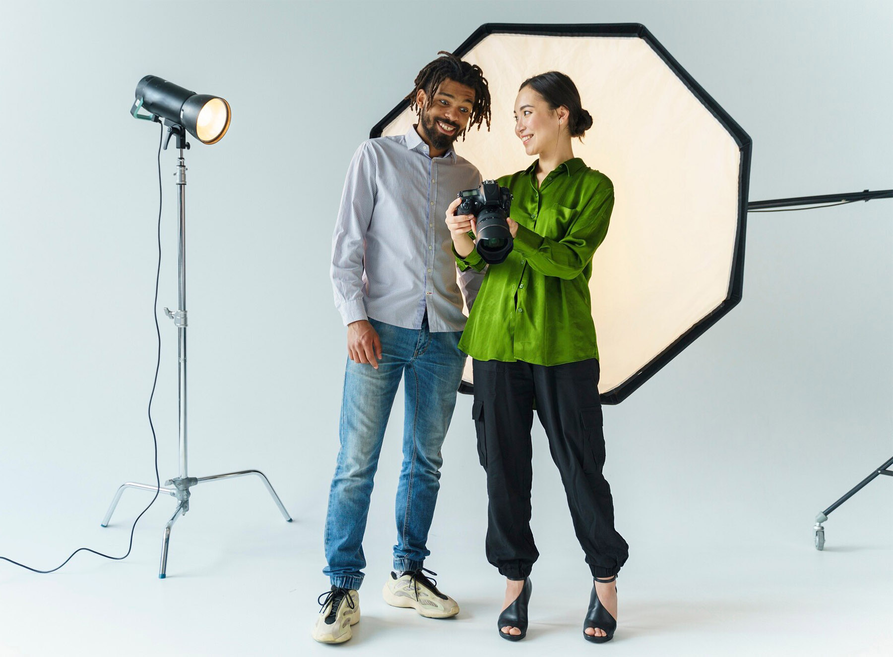 Ilustrasi studio foto. (Dok. Freepik)