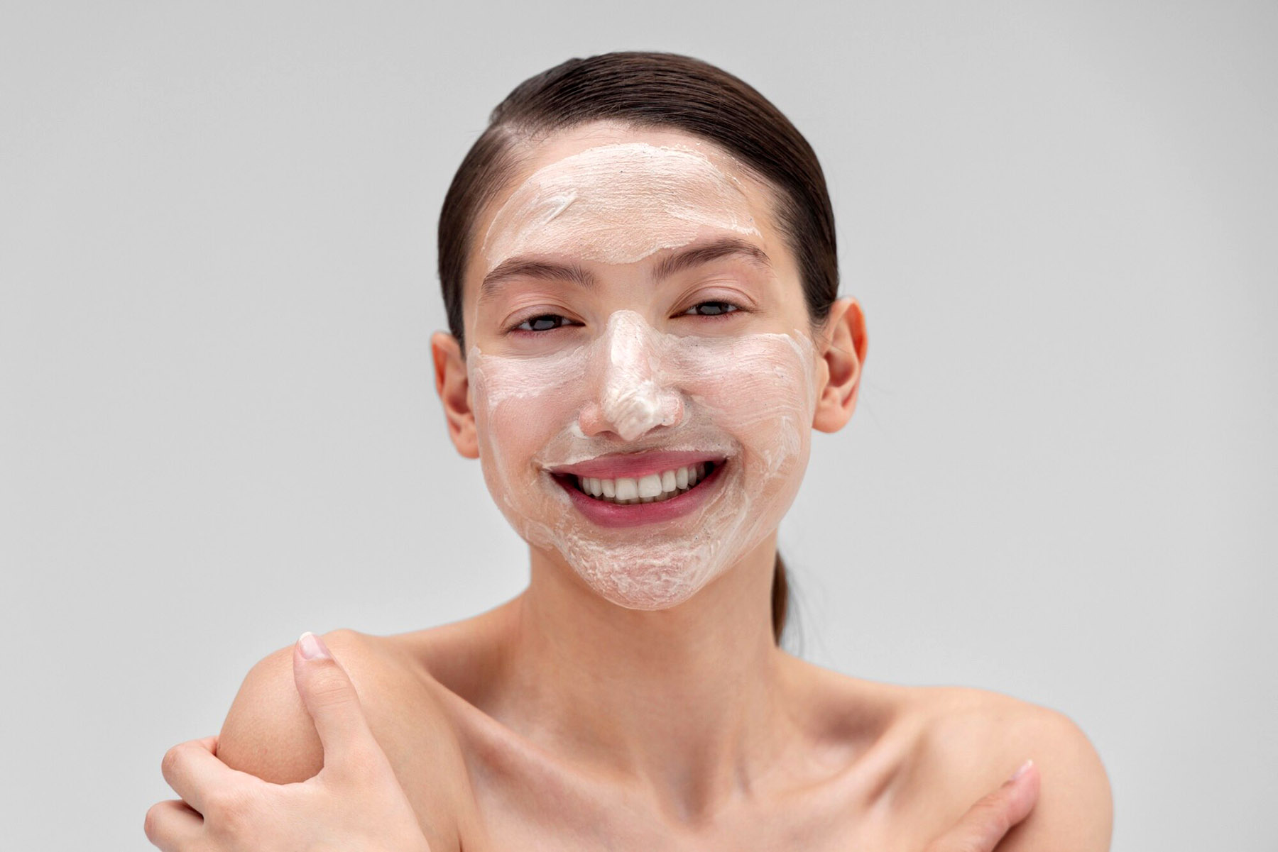 Ilustrasi masker wajah. (Dok. Freepik)