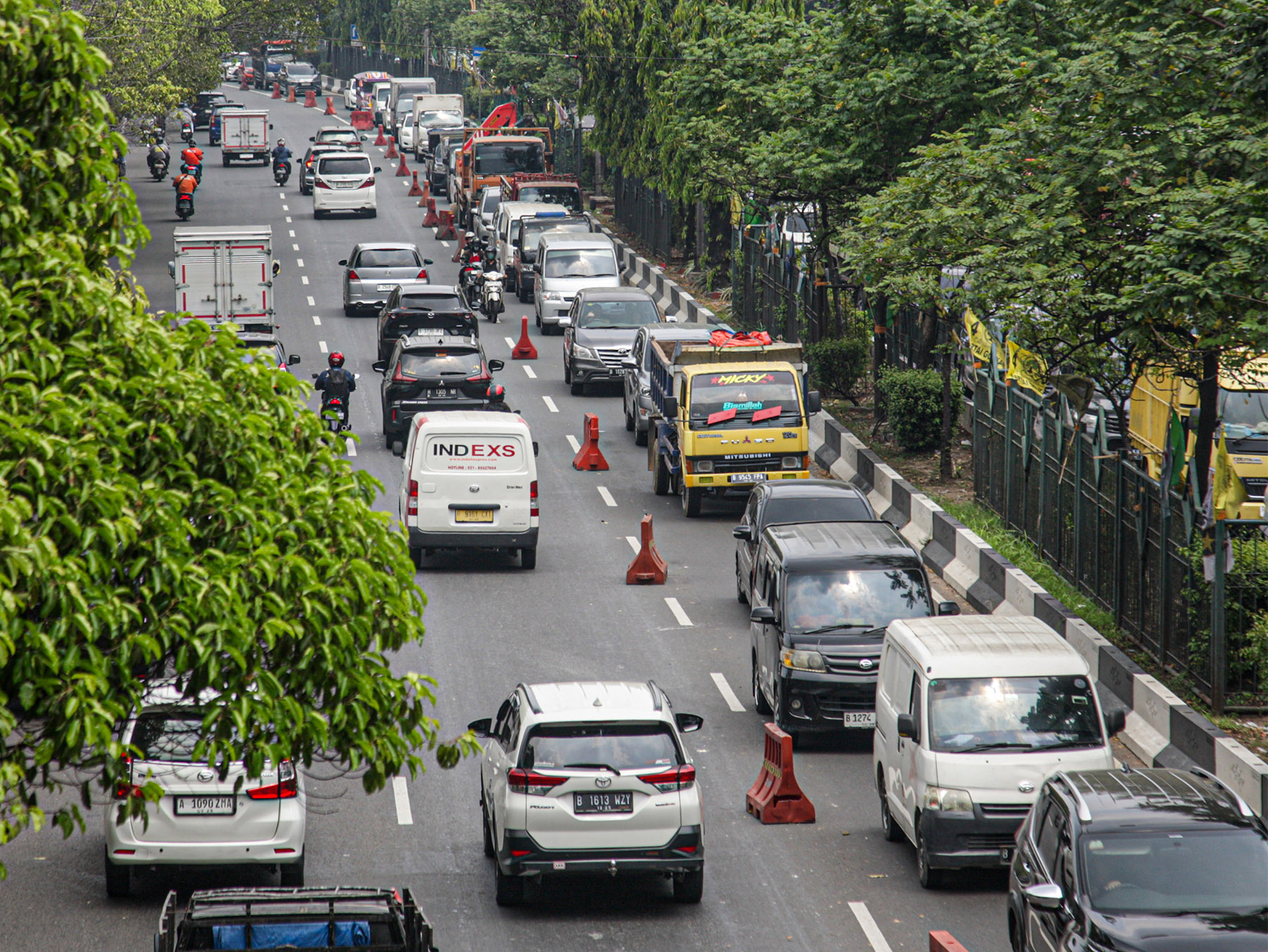 Ilustrasi suasana contraflow arus balik.