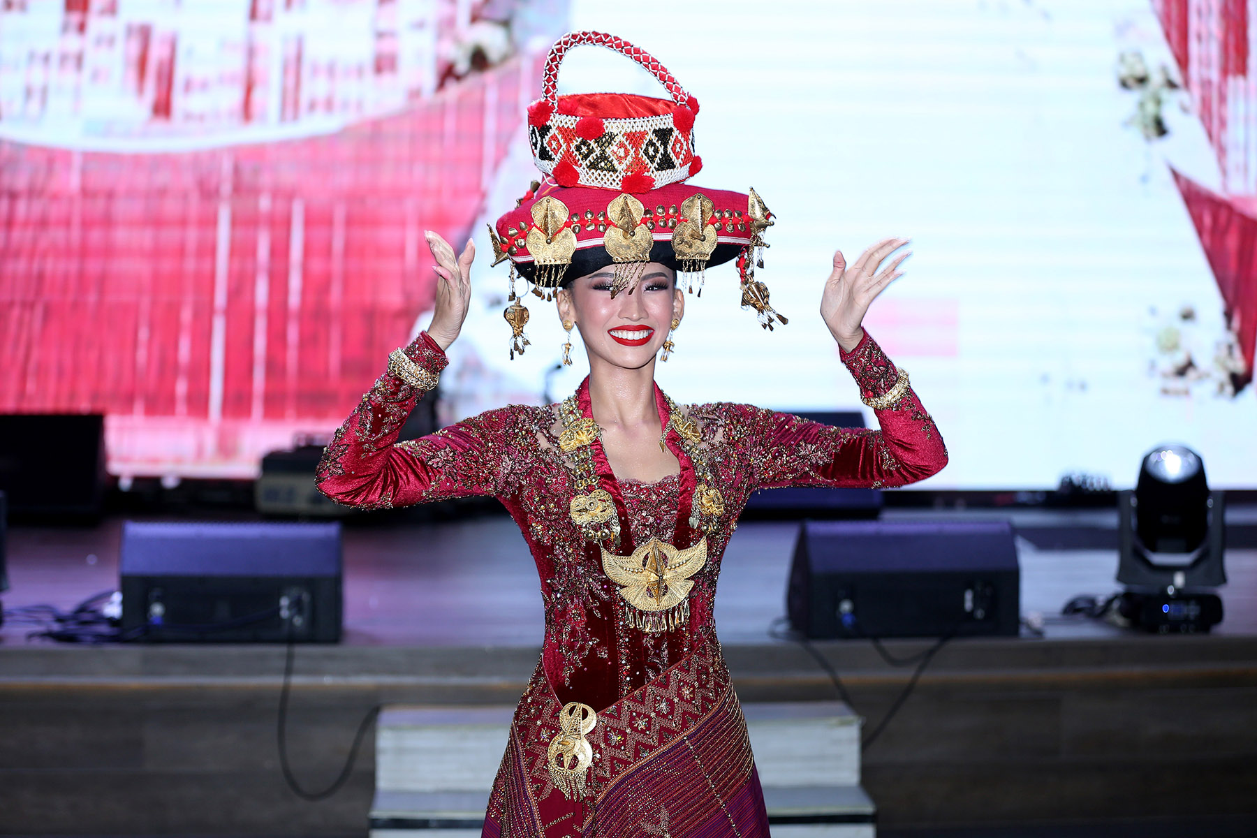Sophie Kirana Menuju Miss International 2024.