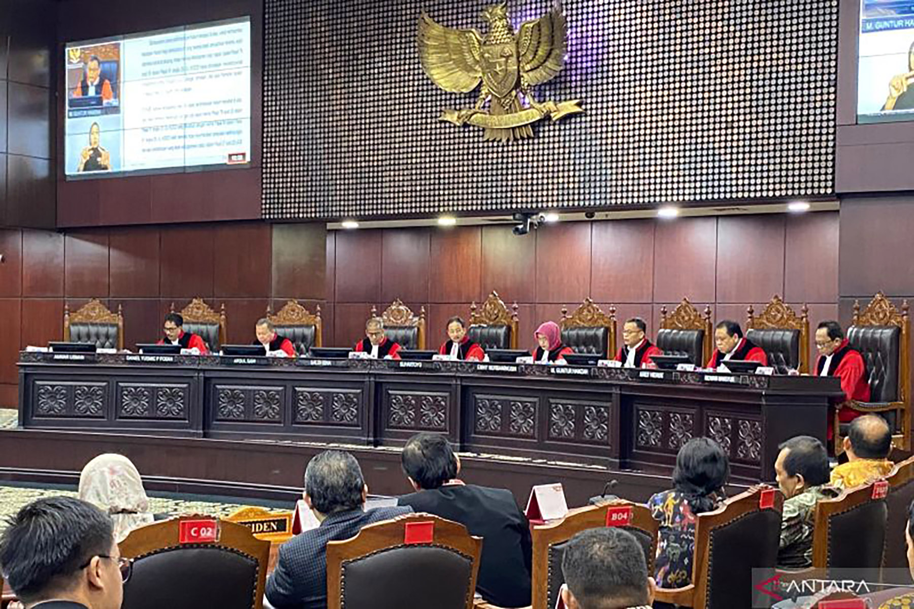 Sidang Mahkamah Konstitusi (MK).