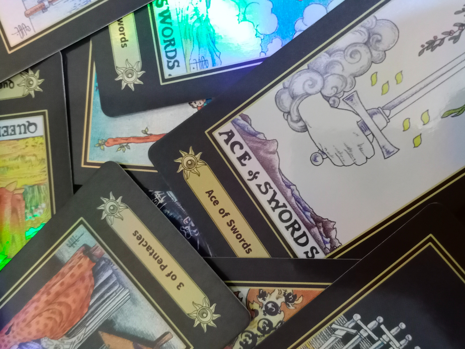 Tumpukan kartu tarot