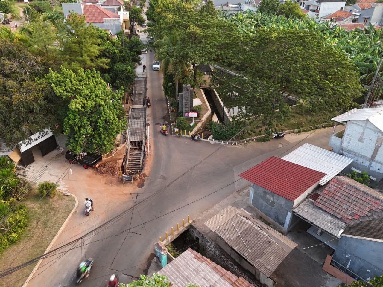 Pembangunan long storage.