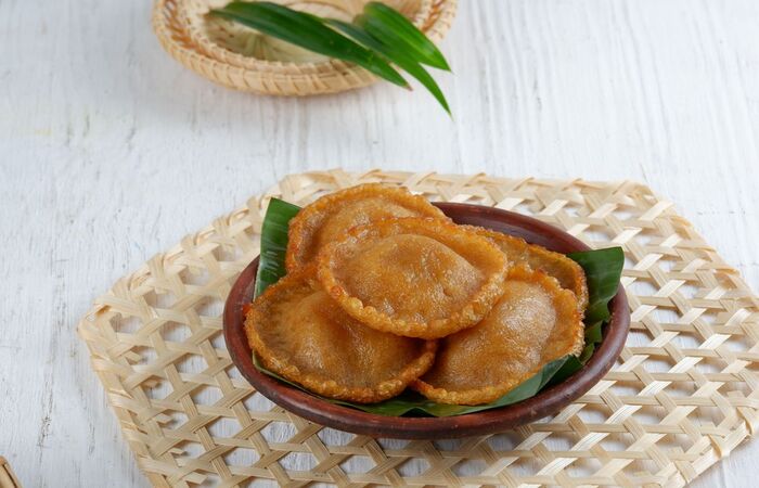 Foto kue cucur yang sudah matang (Dok. Shutterstock/Edgunn)