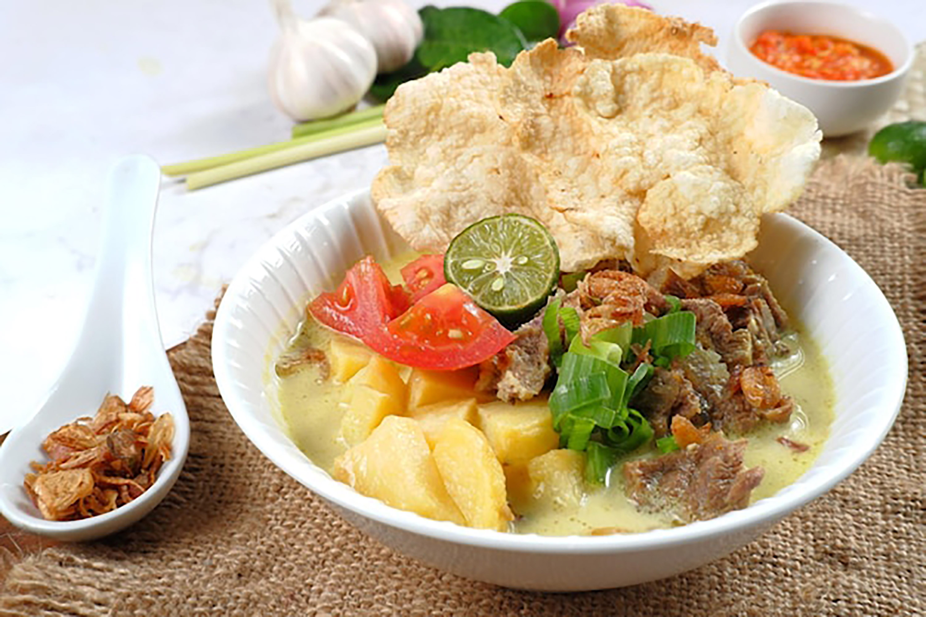 Ilustrasi Soto Betawi (Sumber: Freepik)
