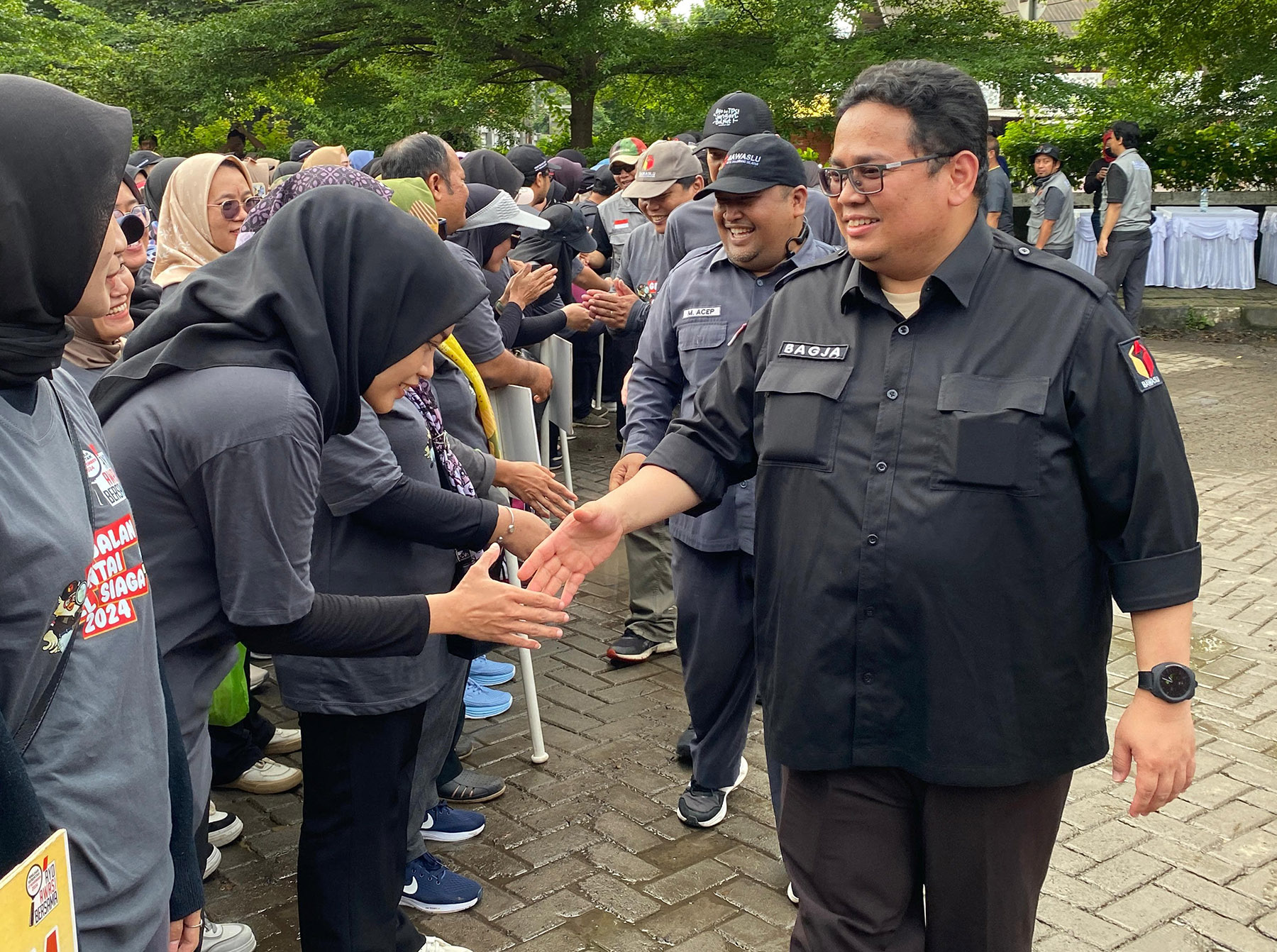 Ketua Bawaslu Republik Indonesia (RI) Rahmat Bagja menghadiri Apel Siaga Pilkada Kota Tangsel yang digelar oleh Bawaslu Tangsel di wilayah Serpong, Jum