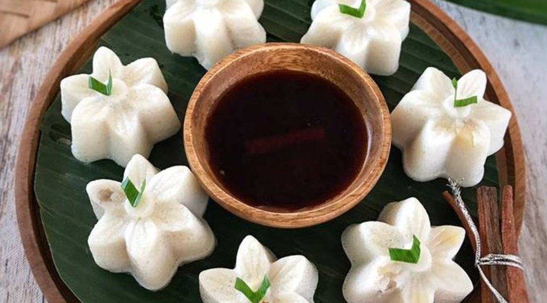 Kue apem putih khas Banten