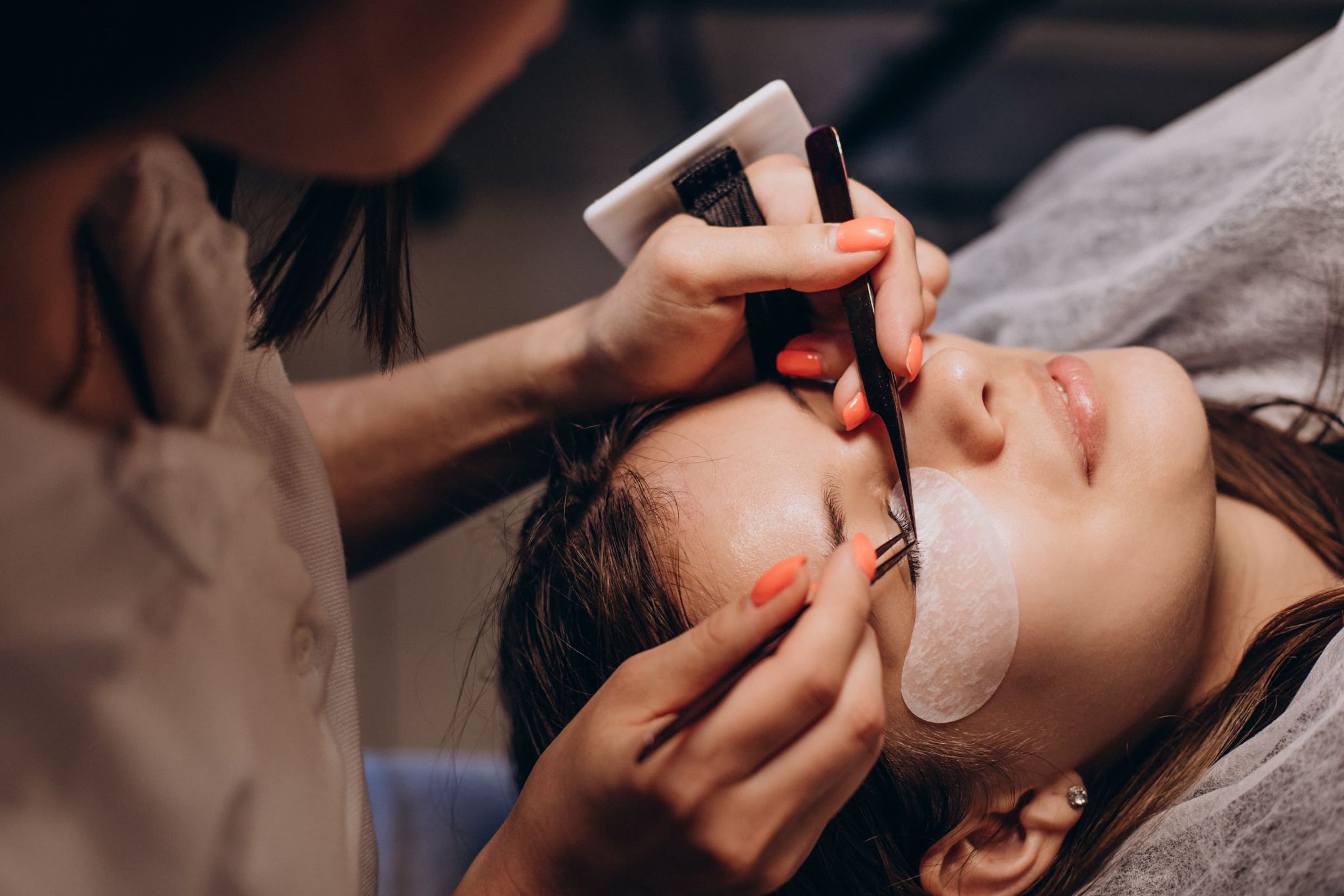 Ilustrasi Eyelash Di Kawasan Bintaro (Dok. Freepik)