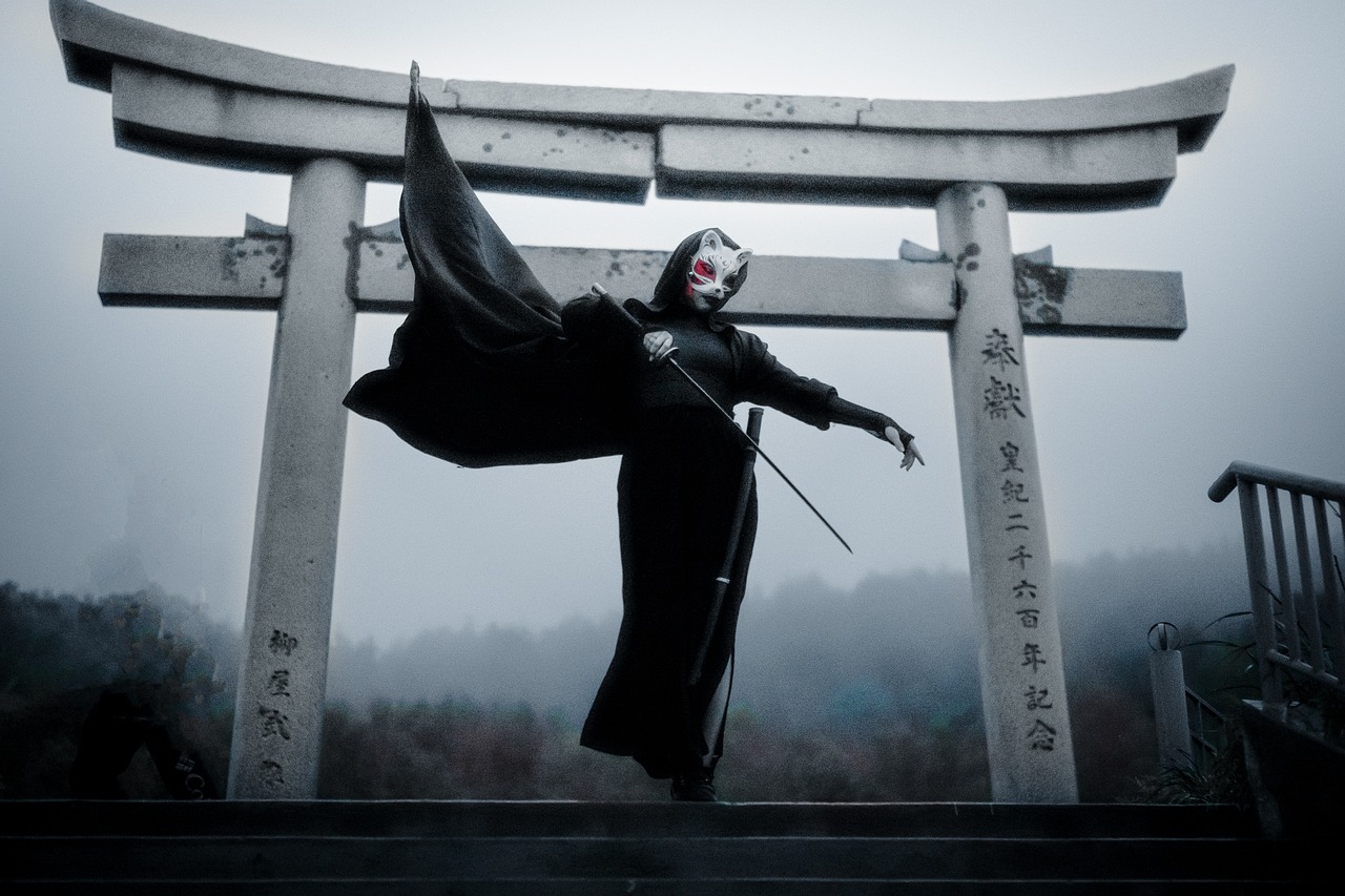 Walaupun identitas asli dari ninja selalu berselubung misteri, tetapi faktanya ada sosok-sosok ninja yang benar ada dalam sejarah Jepang
