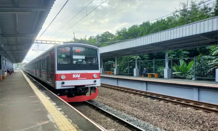 Ilustrasi Kereta Rel Listrik (KRL)