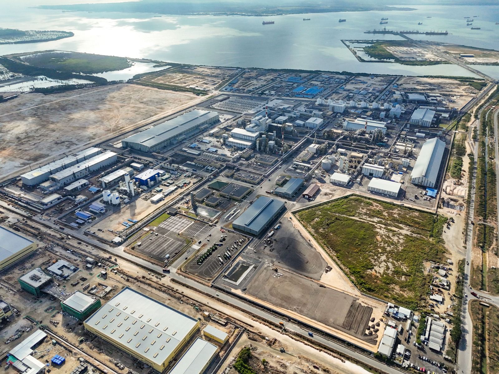 Smelter PT Freeport Indonesia (PTFI) di Kawasan Ekonomi Khusus (KEK) Gresik, Jawa Timur, telah beroperasi pada September lalu.
