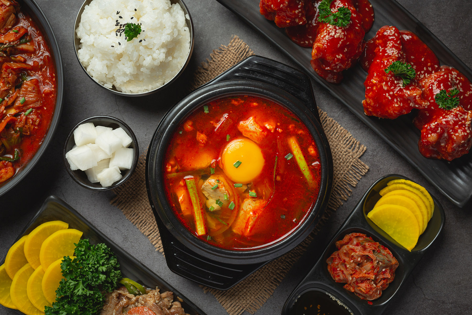 Ilustrasi Sundubu Jjigae (Dok. Freepik)