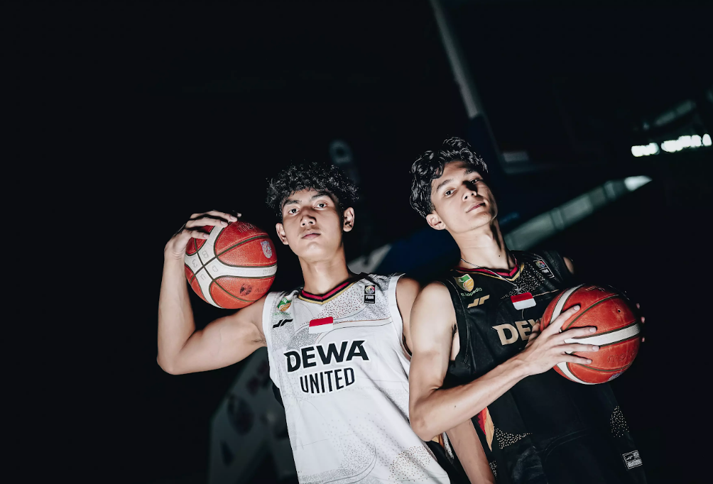 Pemain rookie Dewa United Banten, Erick Ibrahim Junior dan Arthur Vadel