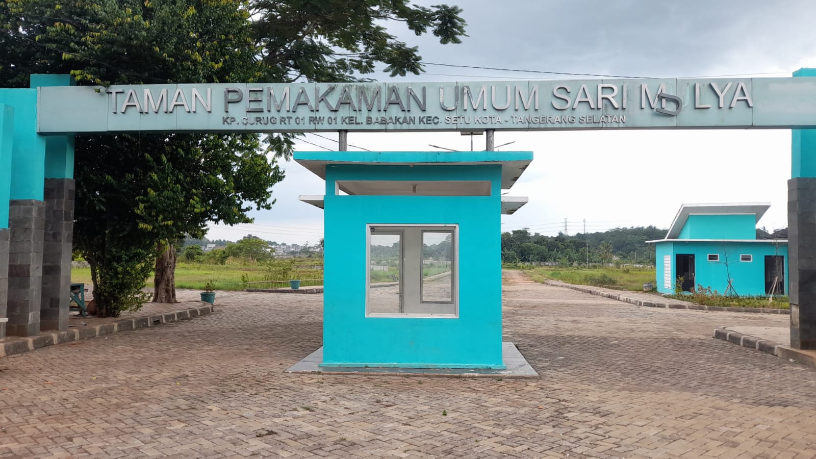 TPU Sari Mulya di Setu, Tangerang Selatan.