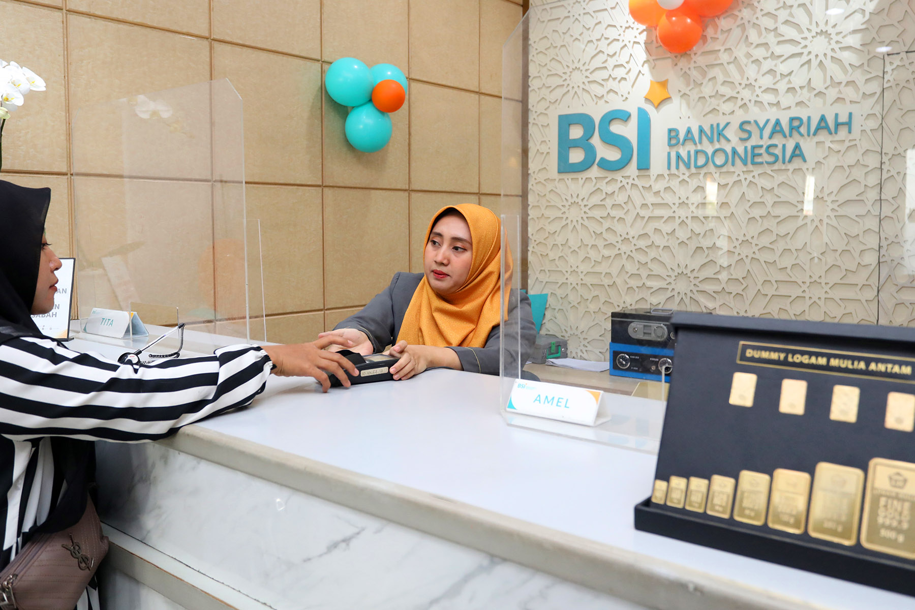 Aktivitas perbankan Bank BSI.
