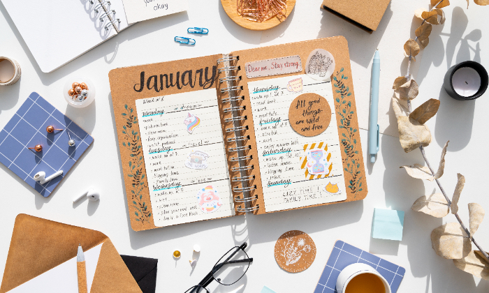 Journaling atau menulis jurnal banyak manfaatnya untuk kesehatan mental.