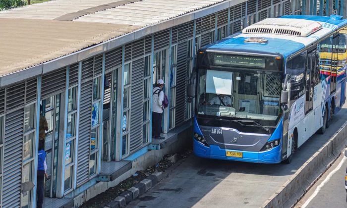 Ilustrasi bus TransJakarta. (Hanung Hambara/Jawa Pos)