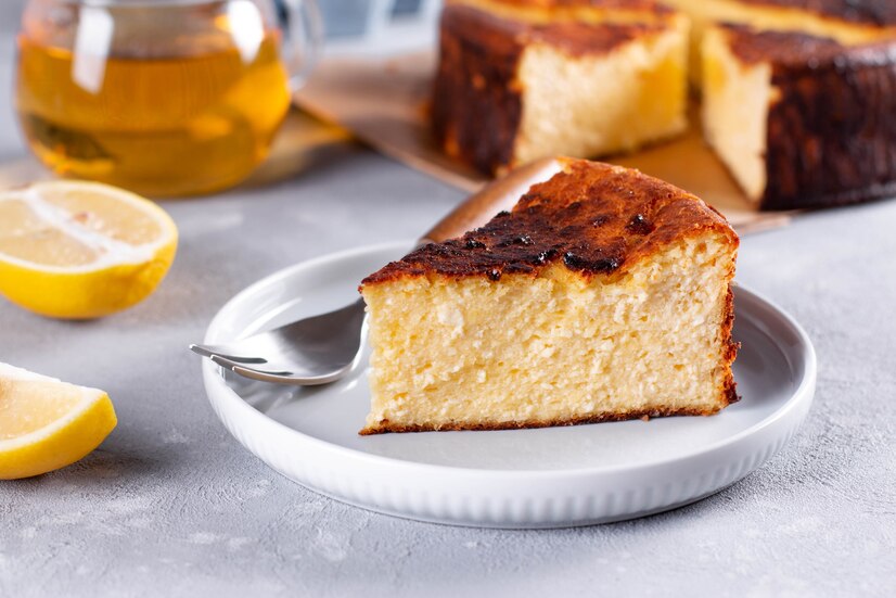 Basque Burnt Cheesecake Ala Michele Alex. (Dok. qwartm/freepik)