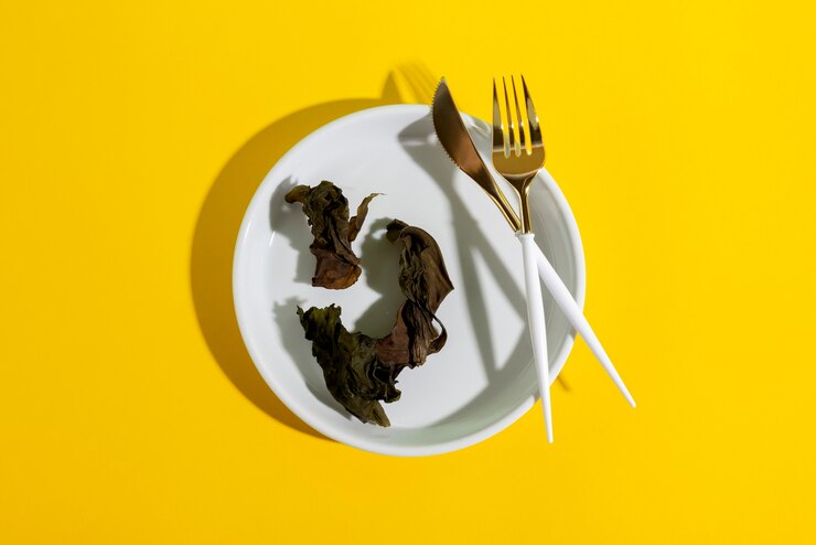 Ilustrasi makanan-makanan unik dan tidak biasa yang ada di berbagai negara di dunia. (Freepik).